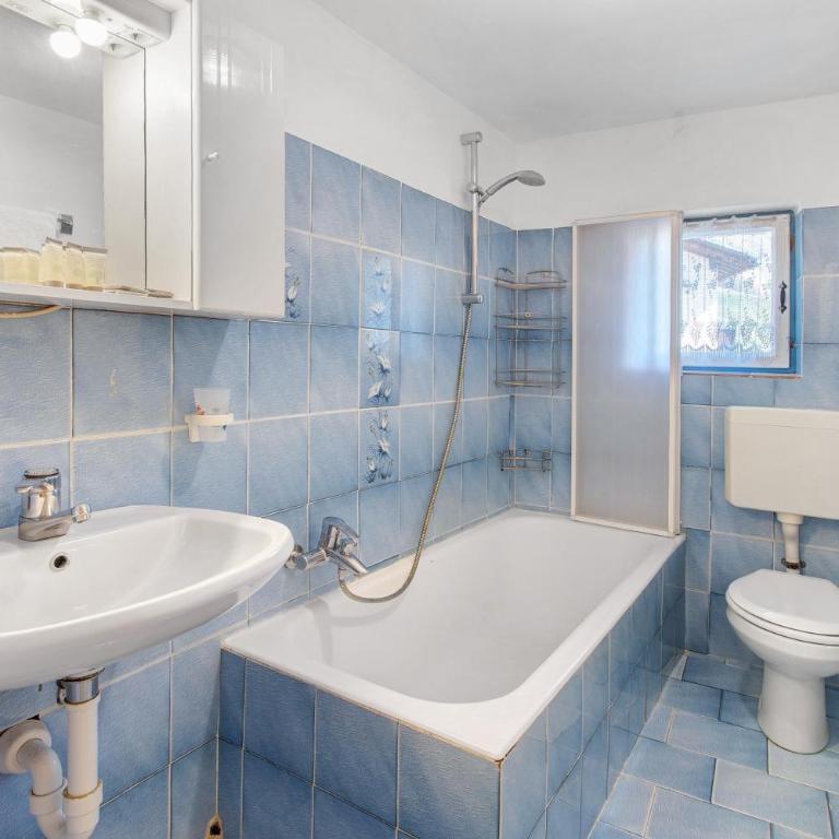 Casa Gloria Livigno - Appartamento con 3 Camere da Letto e Vista Montagna - 11