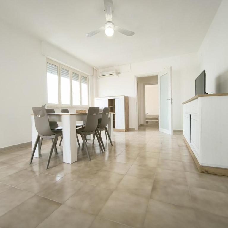 Trilo Jonio in centro città e a pochi minuti dal mare del salento - Appartamento con 2 Camere da Letto - 1