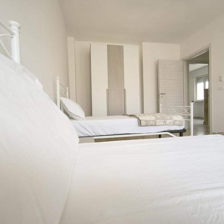 Trilo Jonio in centro città e a pochi minuti dal mare del salento - Appartamento con 2 Camere da Letto - 4