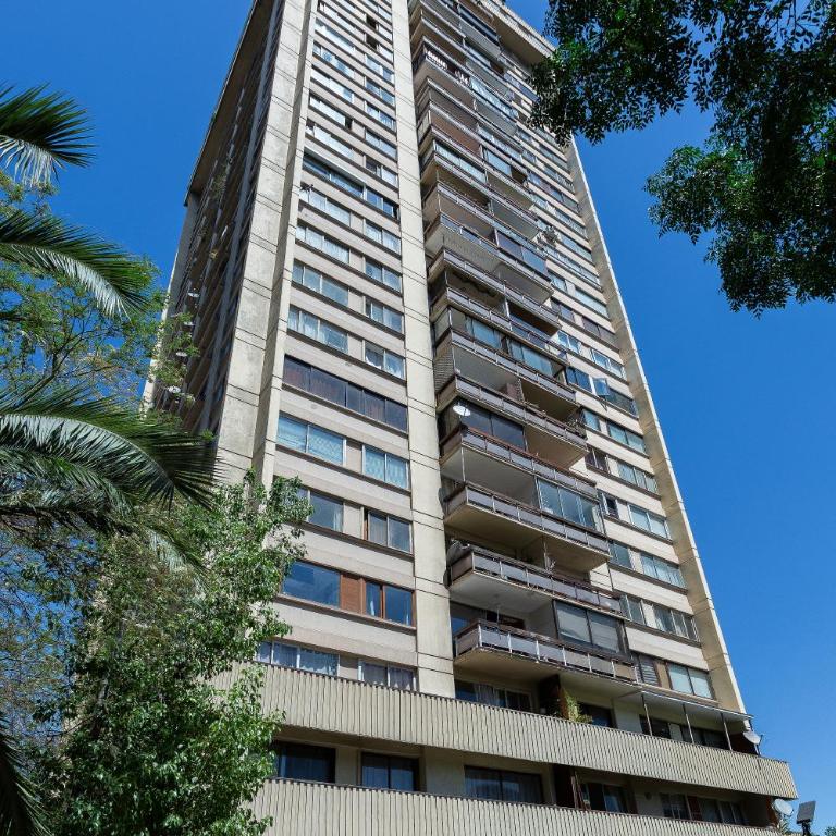 Vista increíble a pasos del Parque Arauco - Apartment - 51