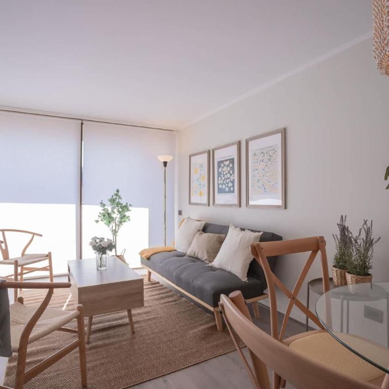 Stylish 1BR Apt Oasis Steps from Costanera Center - Apartment - 10