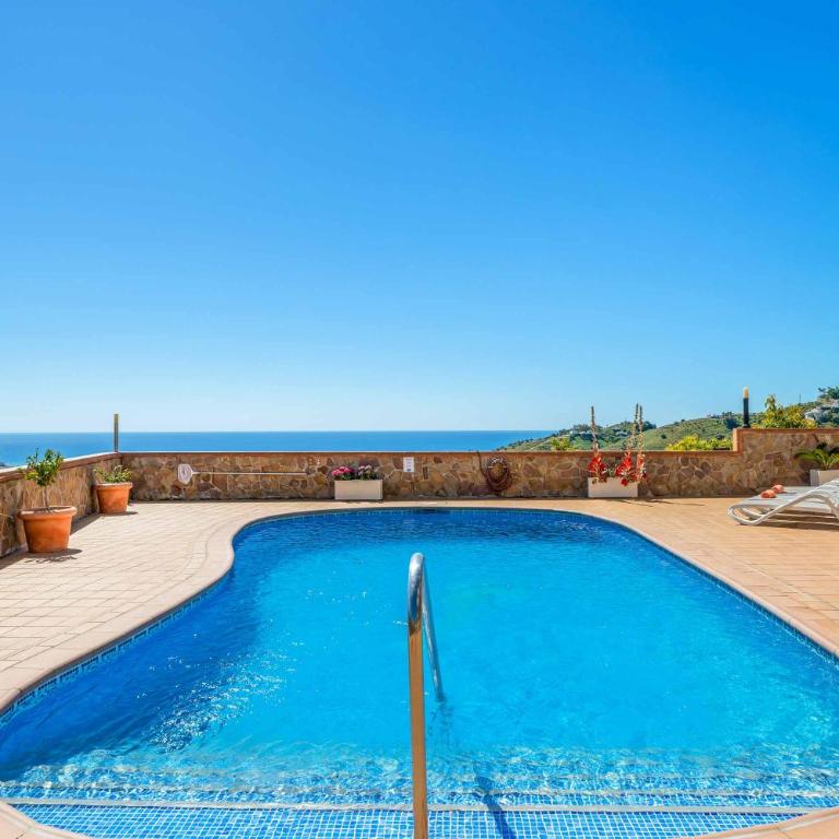 Villa Marta Nerja - Villa - 12