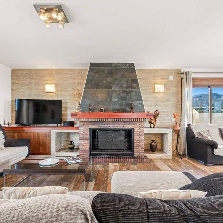 Villa Marta Nerja - Villa - 16