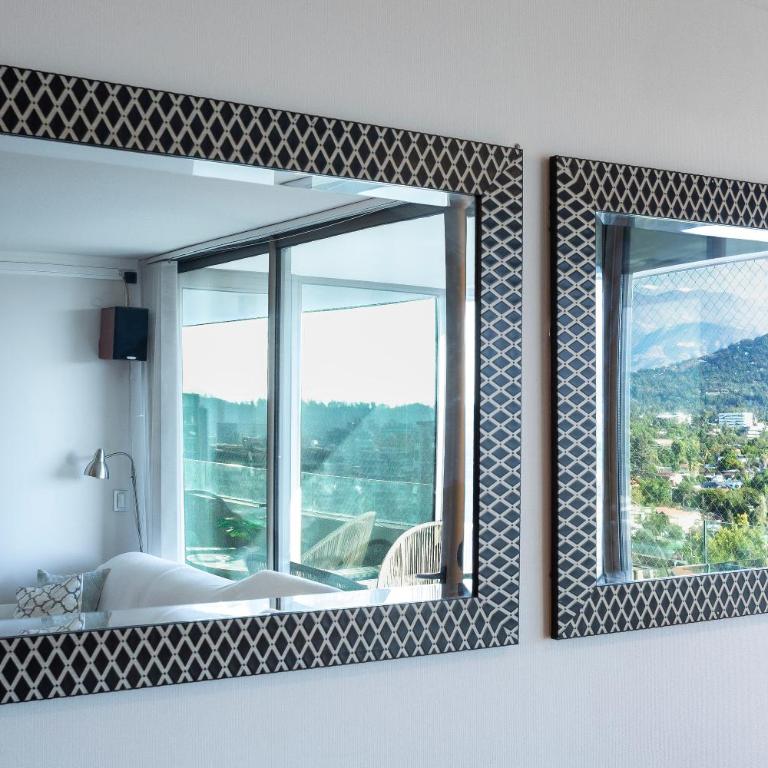 Depto Premium a pasos del Parque Arauco con aire acondicionado y piscina - Two-Bedroom Apartment - 3