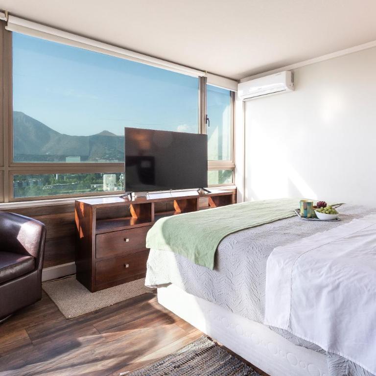 Depto Premium a pasos del Parque Arauco con aire acondicionado y piscina - Two-Bedroom Apartment - 13