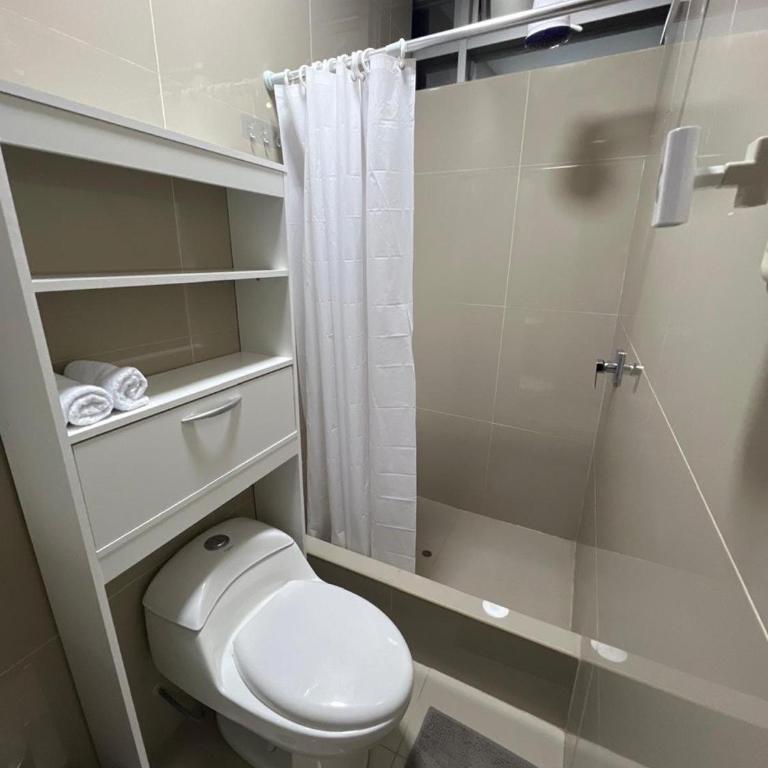 Monoambiente elegante ,moderno y luminoso - Apartamento de 1 dormitorio - 12