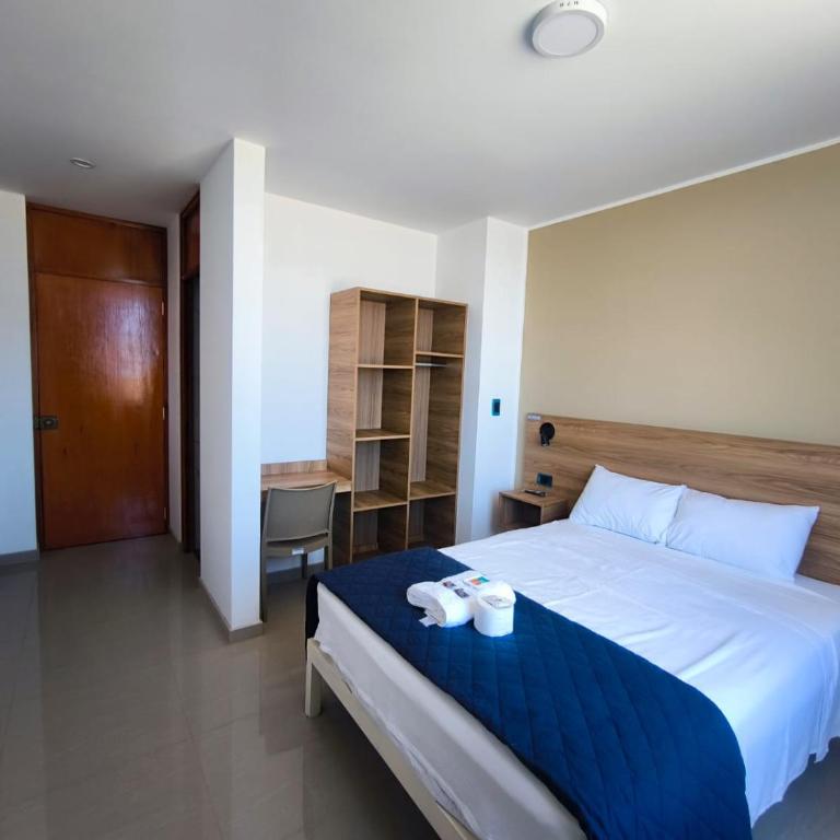 Hostal Torreblanca Business - Habitación Doble con baño privado - 1