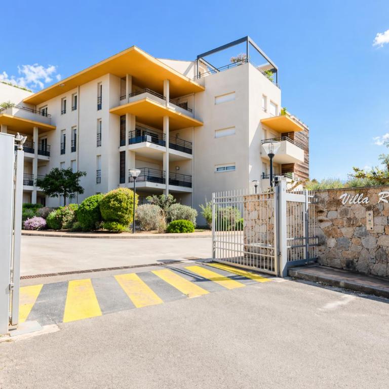 Magnifique T3 proche de la plage - Appartement 2 Chambres - 10