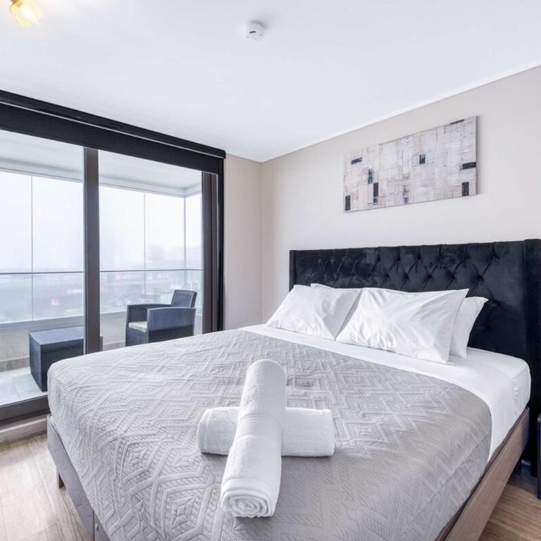 Los Mirlos Stay, 2B with WiFi - Two-Bedroom Apartment - 2