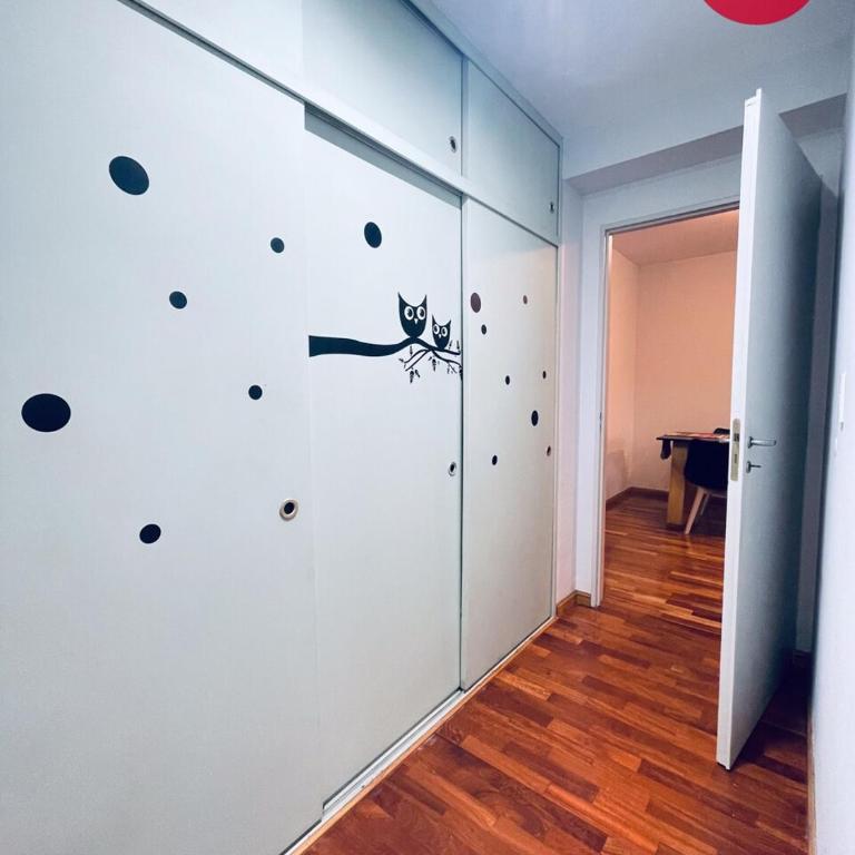 Rent2888 E de Israel - Apartamento de 1 dormitorio - 28