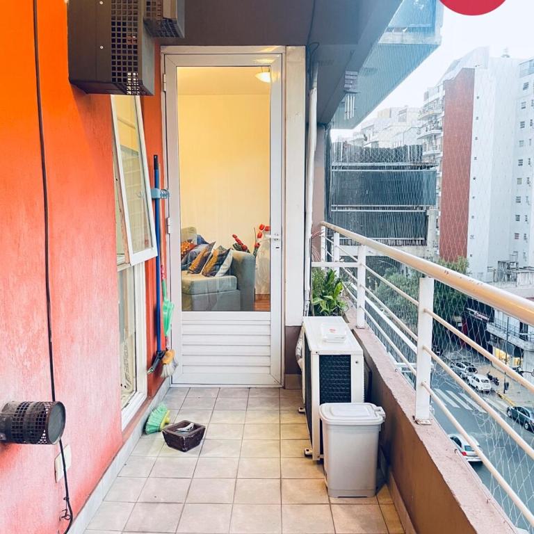 Rent2888 E de Israel - Apartamento de 1 dormitorio - 34