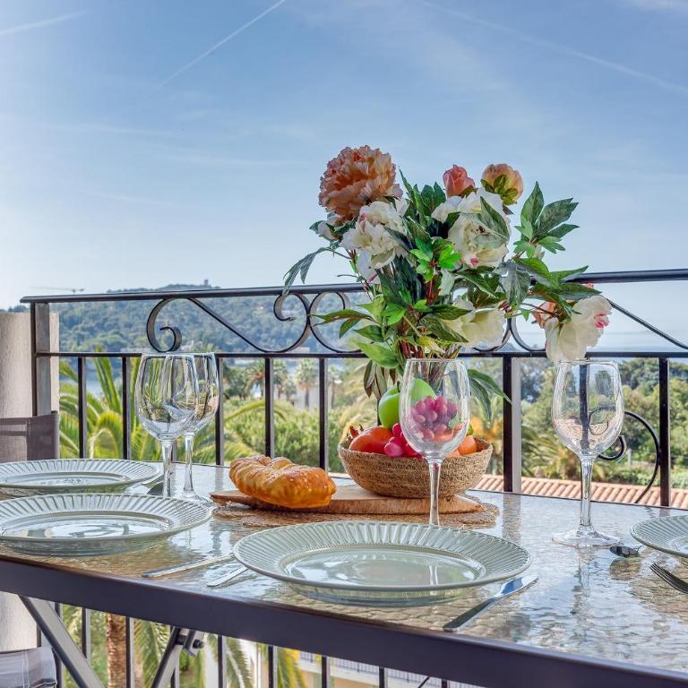 ANGE GARDIEN VI AP4502 By Riviera Holiday Homes - Appartement 1 Chambre avec Vue sur la Mer et Terrasse - 4