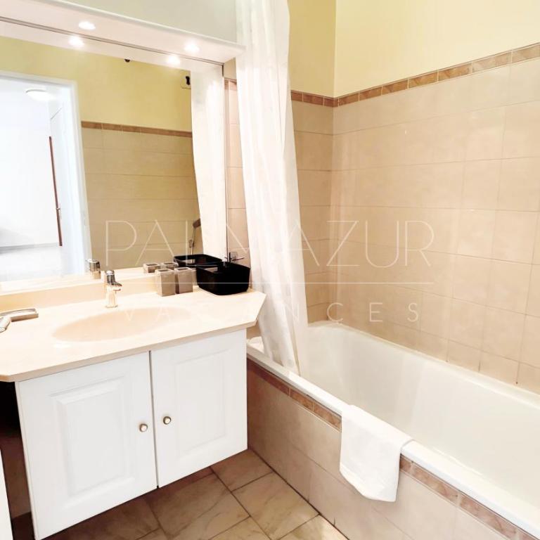 Résidence l'Olympia, avec 1 chambre, balcon, clim - Palmazur Vacances - One-Bedroom Apartment - 17
