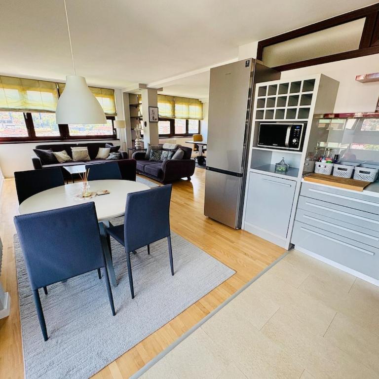 Sunshine Grbavica - One-Bedroom Apartment - 11