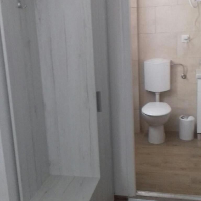 Modern&Cozy Bosnian house with GARDEN+FREE parking - Deluks Jednokrevetna Soba - 21