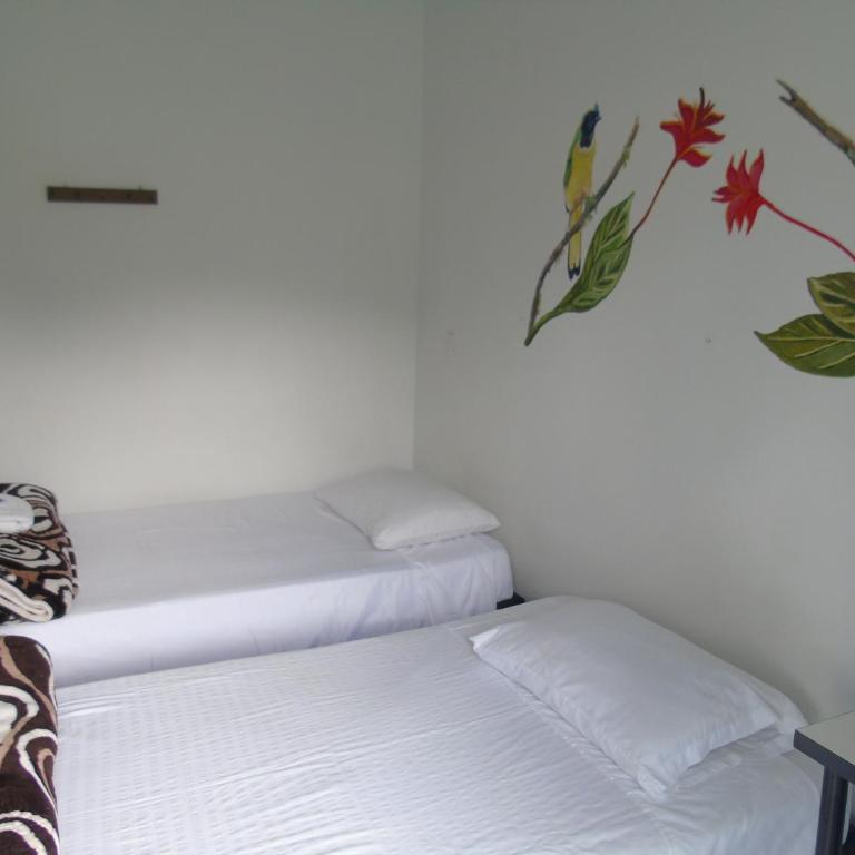 Vista Farallones Hostel - Bed in 4-Bed Mixed Dormitory Room - 3