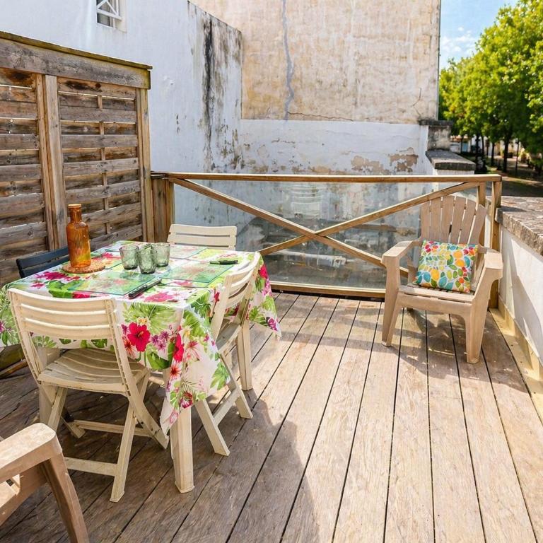 T2 avec terrasse, hyper centre La Rochelle, calme, tout à pied - Appartement 1 Chambre - 4