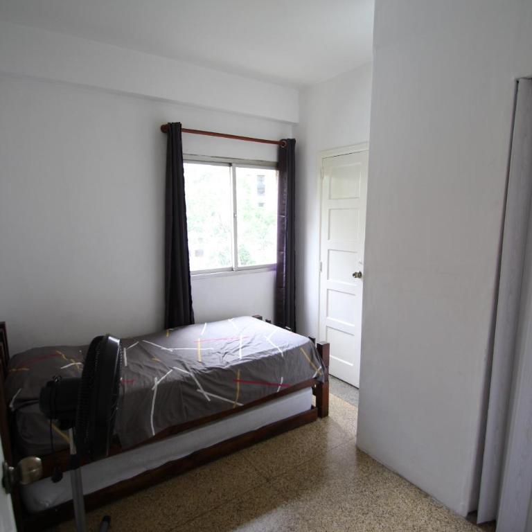 Candelaria Apartment cerca del CC Sambil - Two-Bedroom Apartment with City View - 17