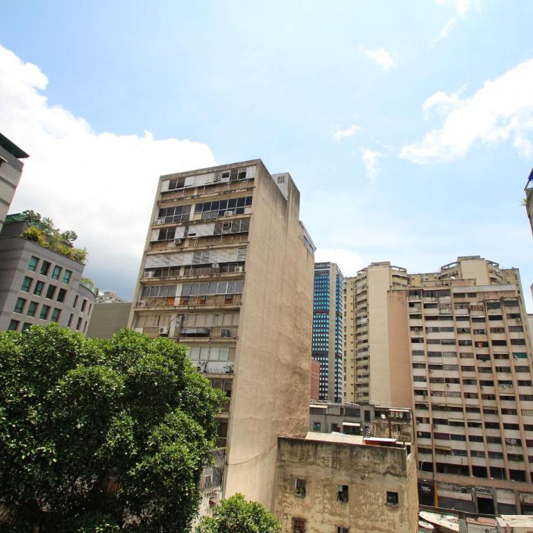 Candelaria Apartment cerca del CC Sambil - Two-Bedroom Apartment with City View - 40