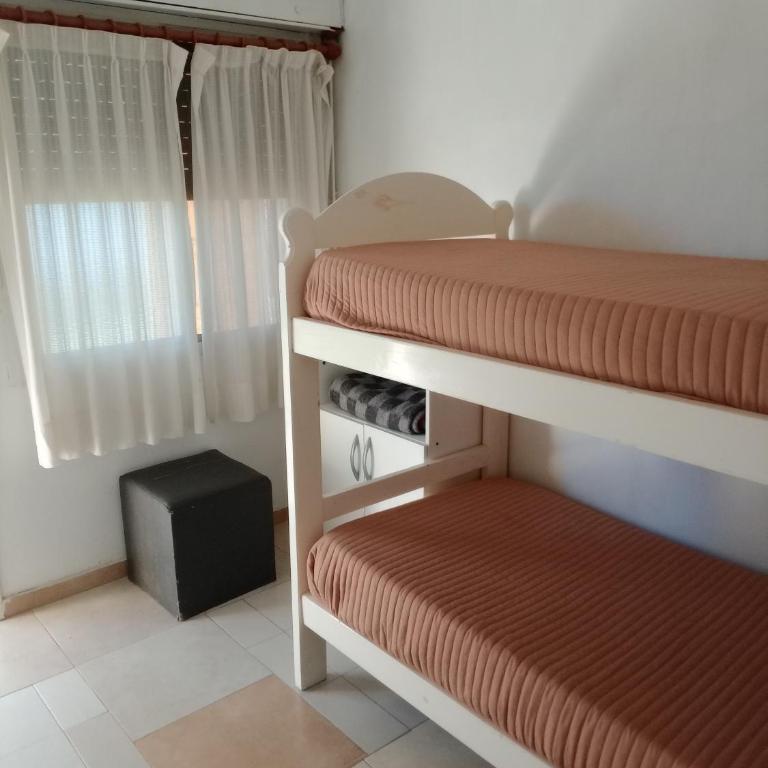Alojamiento viajeros - Habitación Doble - 1 o 2 camas - 7