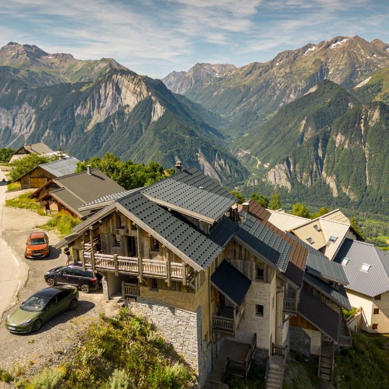 Chalet Le Perchoir, Spa, Sauna, sur les pistes - Chalet Supérieur - 1