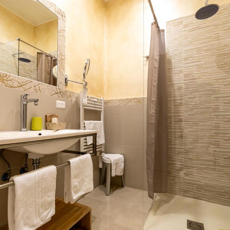 Sanremo inn RDA Luxury Rooms via Matteotti 144 - Ampia Camera Matrimoniale - 51