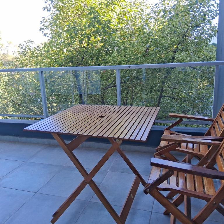 Lennon remis gratis Ezeiza - Suite - 7