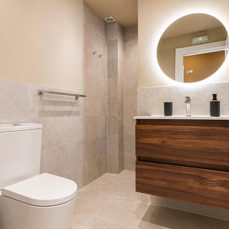 Prado Suites Apartments - Apartamento de 3 dormitorios con vistas - 15