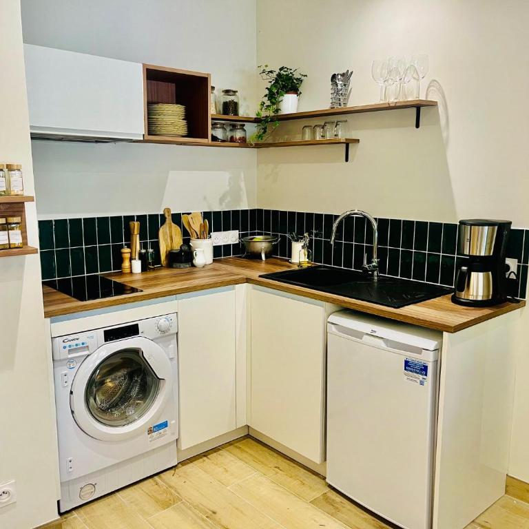 Lovely studio in Center of Avignon with terrace & WIFI - Apartment mit 1 Schlafzimmer - 8