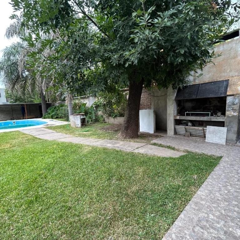 Casa de 3 dormitorios - Casa con 1 dormitorio - 2