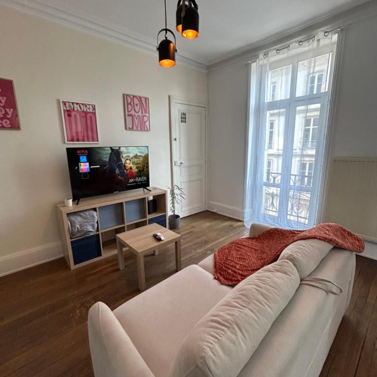 Bel appartement centre gare - Appartement 2 Chambres - 28