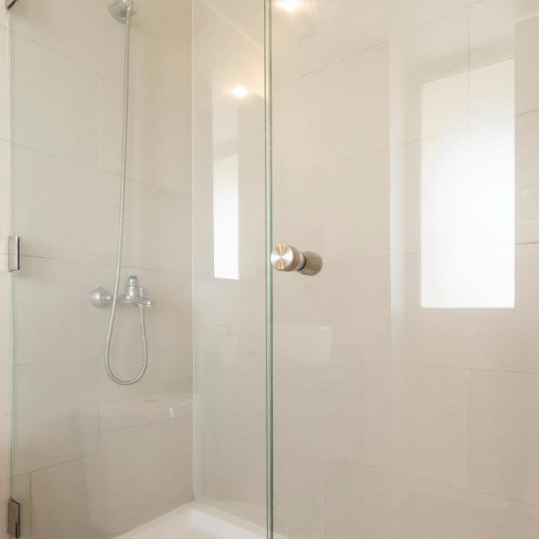 Depto con calefacción a pasos del Parque Arauco - Two-Bedroom Apartment - 46