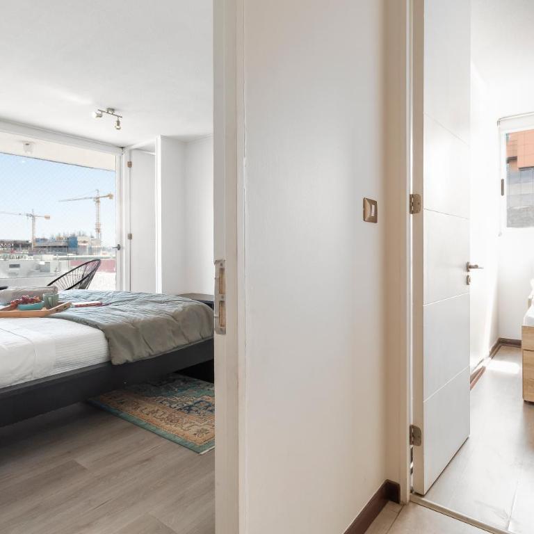 Depto con calefacción a pasos del Parque Arauco - Two-Bedroom Apartment - 36