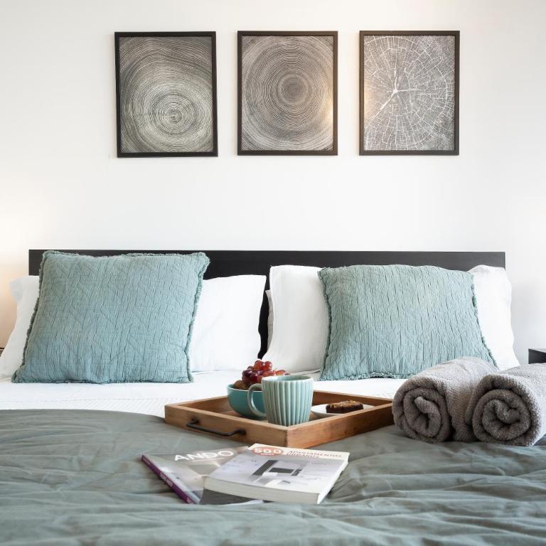 Depto con calefacción a pasos del Parque Arauco - Two-Bedroom Apartment - 27