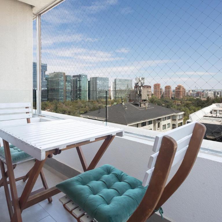 Depto con calefacción a pasos del Parque Arauco - Two-Bedroom Apartment - 23