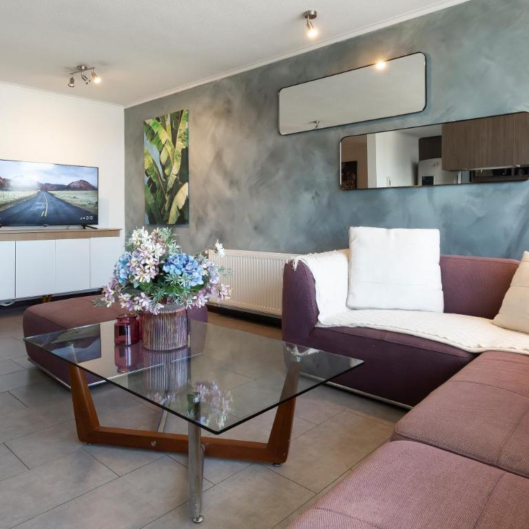 Depto con calefacción a pasos del Parque Arauco - Two-Bedroom Apartment - 4