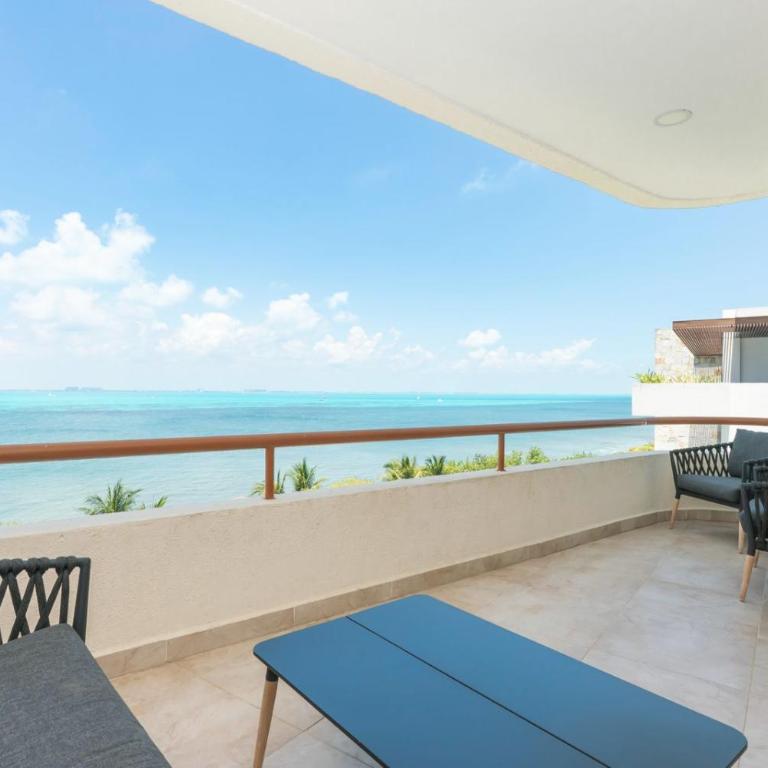 Isla Condo 403 Oceanfront Puerta al Mar in Sac Bajo - Apartment with Sea View - 15