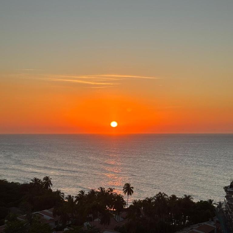 Cozy apartment with beautiful ocean views - One-Bedroom Apartment - 21