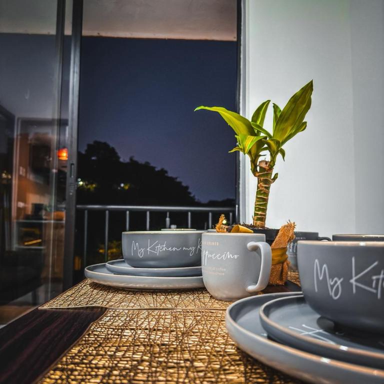 Moderno APTO frente a la FOSCAL, FVC y centro comerciales - Apartamento de 2 dormitorios - 8