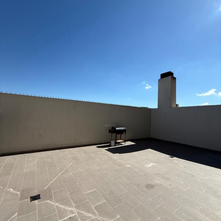 Modern,balcony,pool in front of RioIv terminal - Apartamento de 1 dormitorio - 13