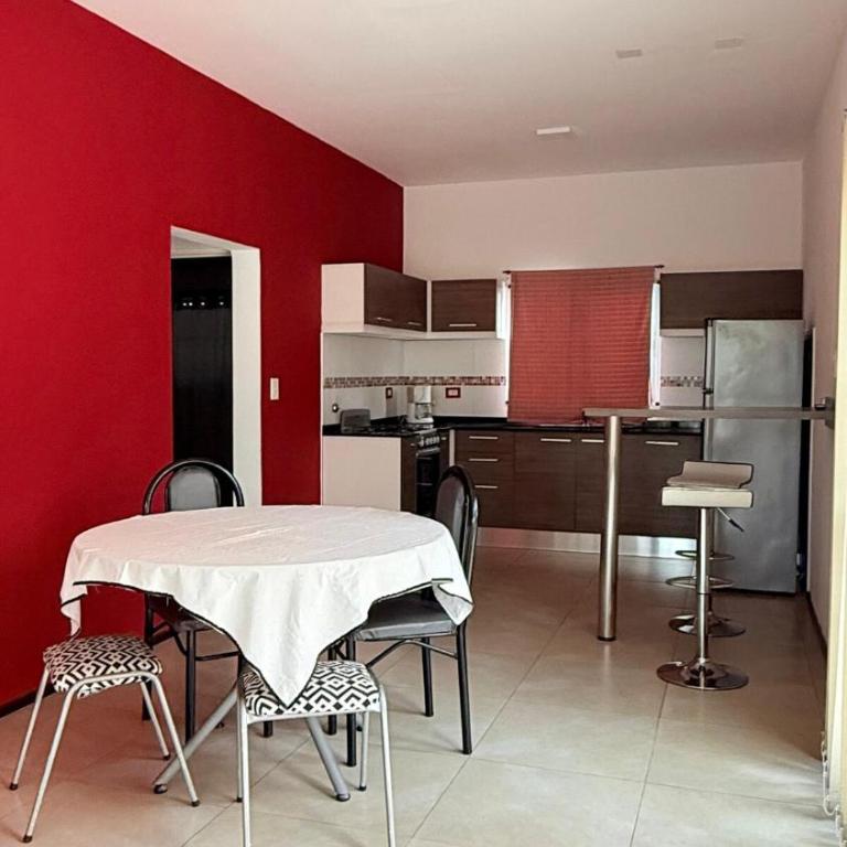 Casa en planta alta - Apartamento de 1 dormitorio - 1