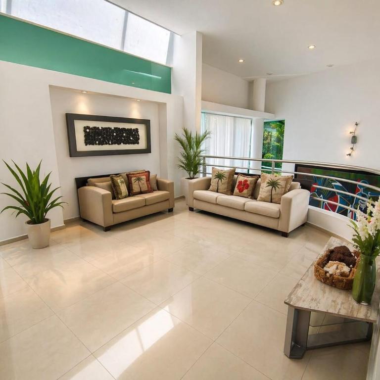 Private Pool Villa, Walk to Beach & 5th Ave - Villa - 11