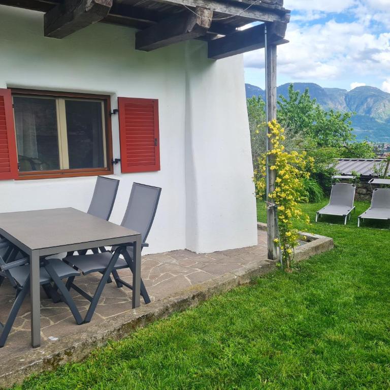 Ferienwohnung Lafreid Algund - Appartamento Deluxe con 2 Camere da Letto e Vista Giardino - 28