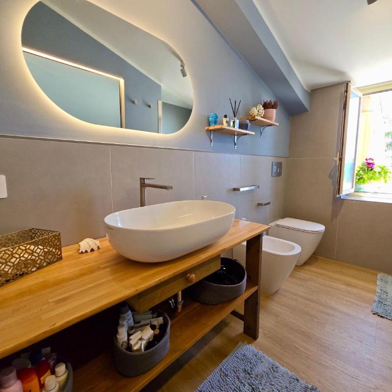 SuiteLina - Appartamento con Vista e Balcone - 13