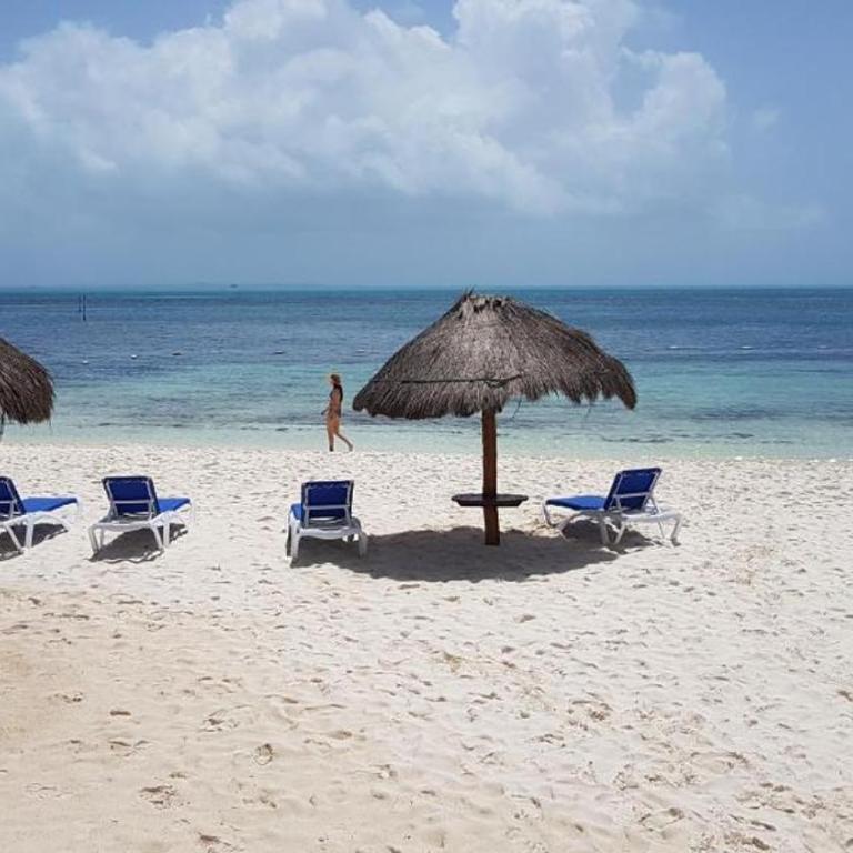 Beach Corner 309 - Two-Bedroom Apartment - 4