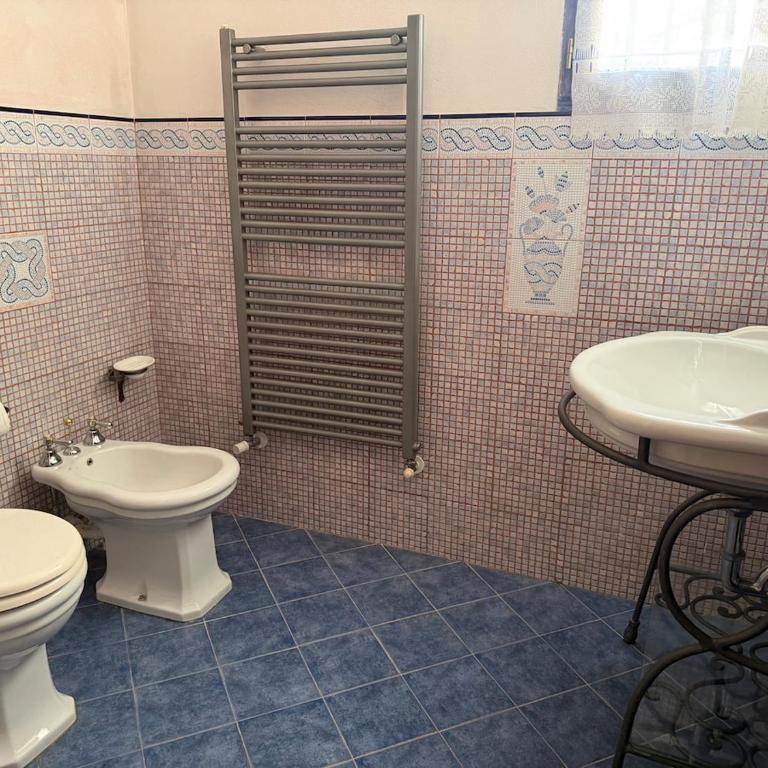 HOST4U - ex Archbishop's House & Terrace, Imperia - Appartamento con 1 Camera da Letto, Balcone e Vista Mare - 17