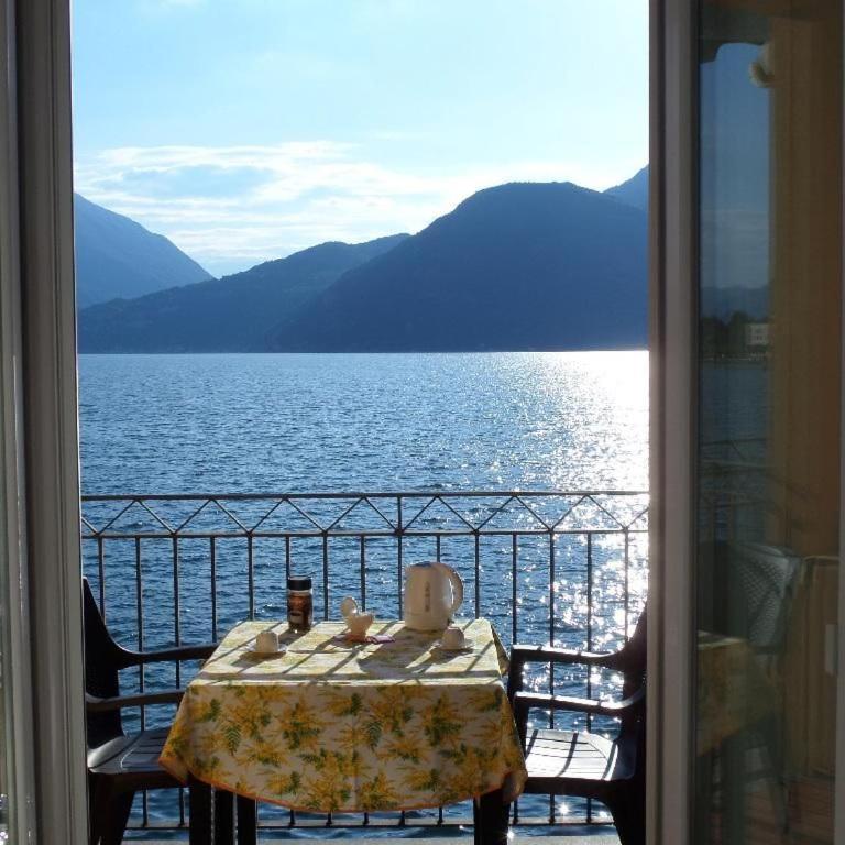 Nido sul Lago Balcone - Appartamento con Vista Lago - 24