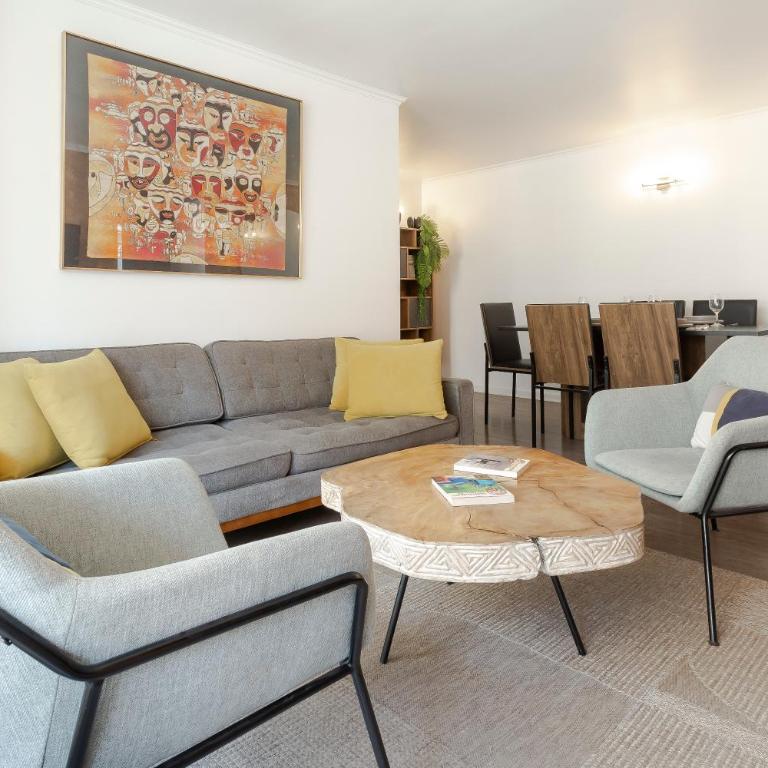 Acogedor departamento en Barrio el Golf con Aire acondicionadoCercano a Costanera Center y MUT - Three-Bedroom Apartment - 5