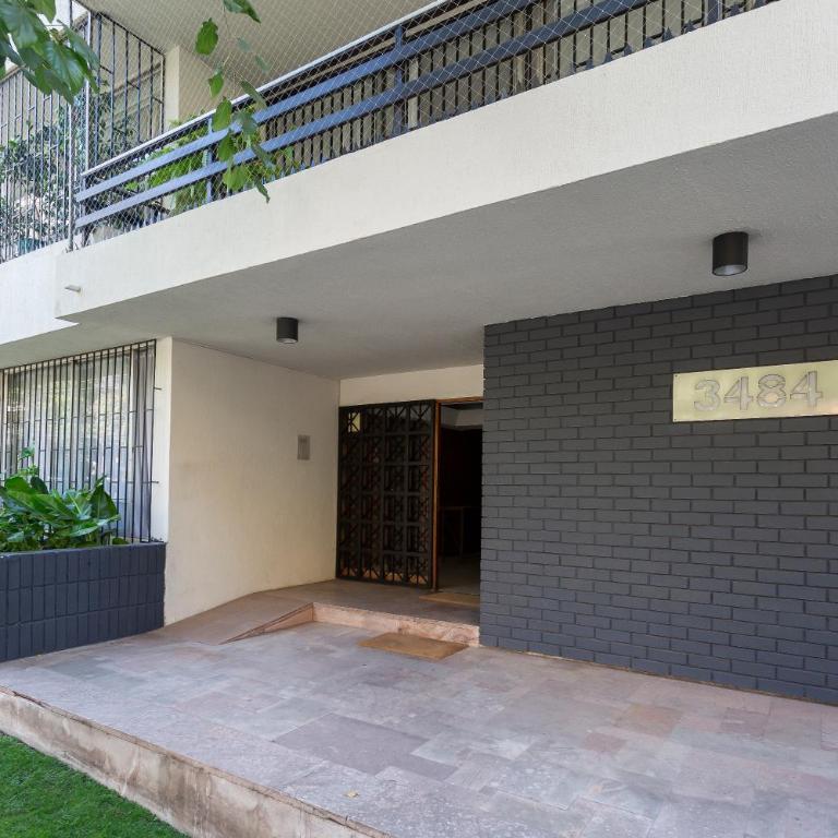 Acogedor departamento en Barrio el Golf con Aire acondicionadoCercano a Costanera Center y MUT - Three-Bedroom Apartment - 42