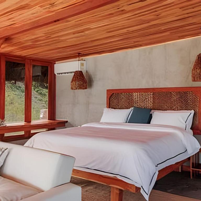 401 Beachfront Hotel Jaguar · Breakfast · Spa · AC - Bungalow - 7